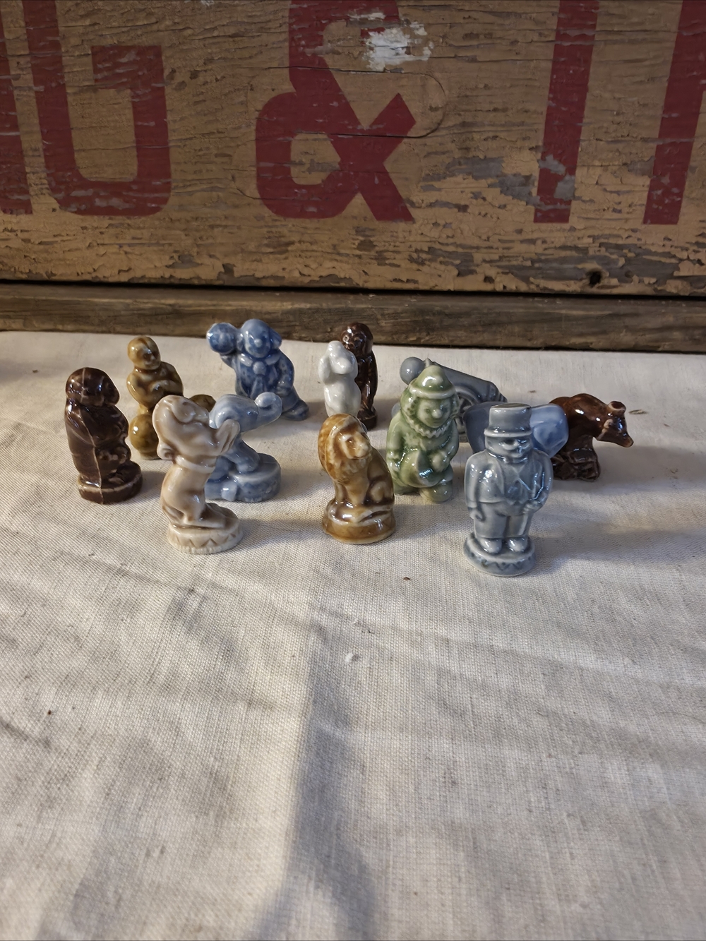 Vintage Wade Whimsies Circus - Multicolor